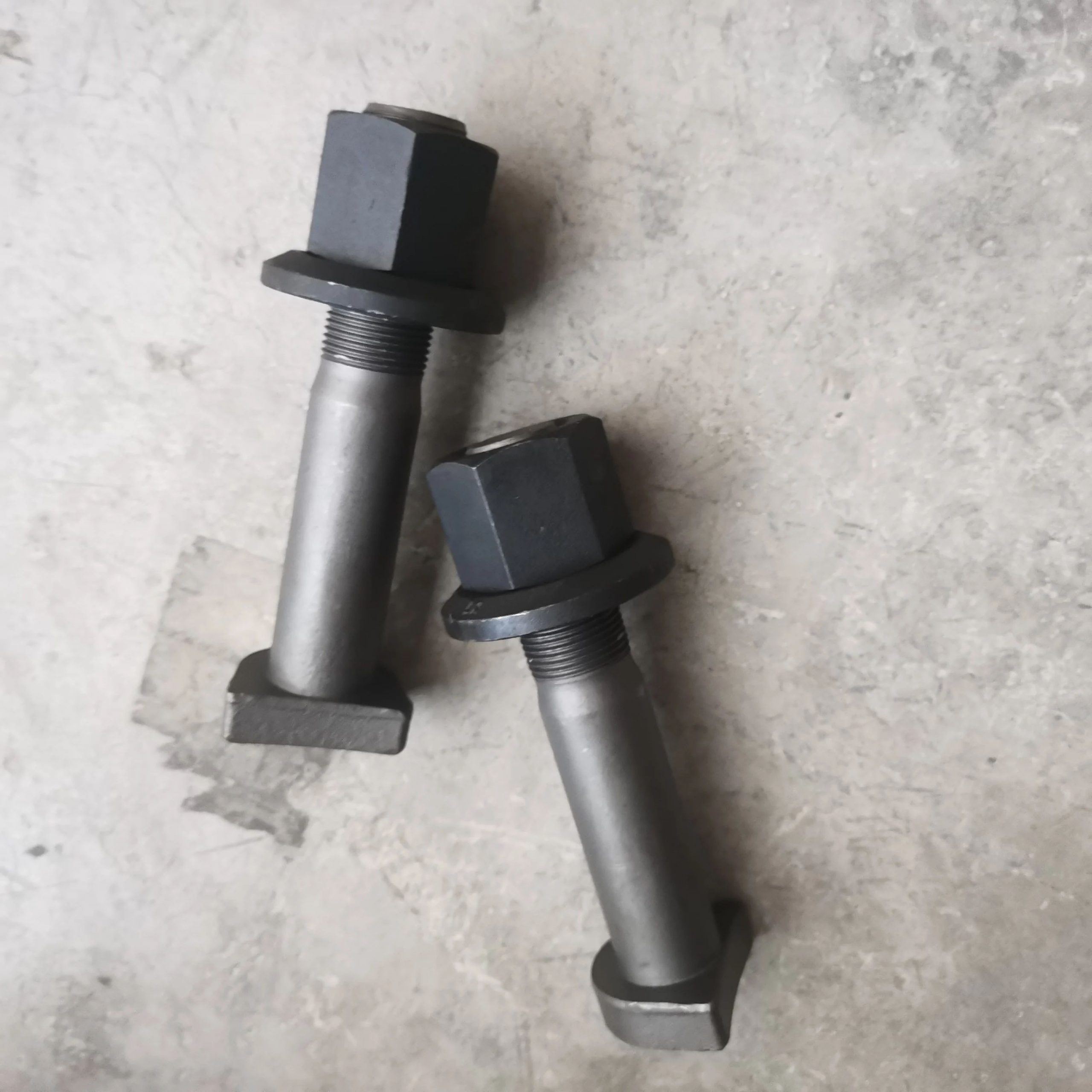 Steyr STR Rear Wheel Hub Bolt and Nut Assembly