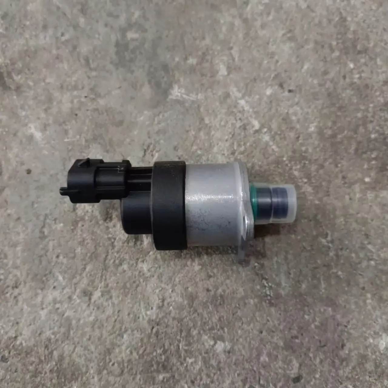 Common Rail Fuel Pressure Metering Unit Valve 0928400617 for Weichai Yuchai Cummins - Image 3