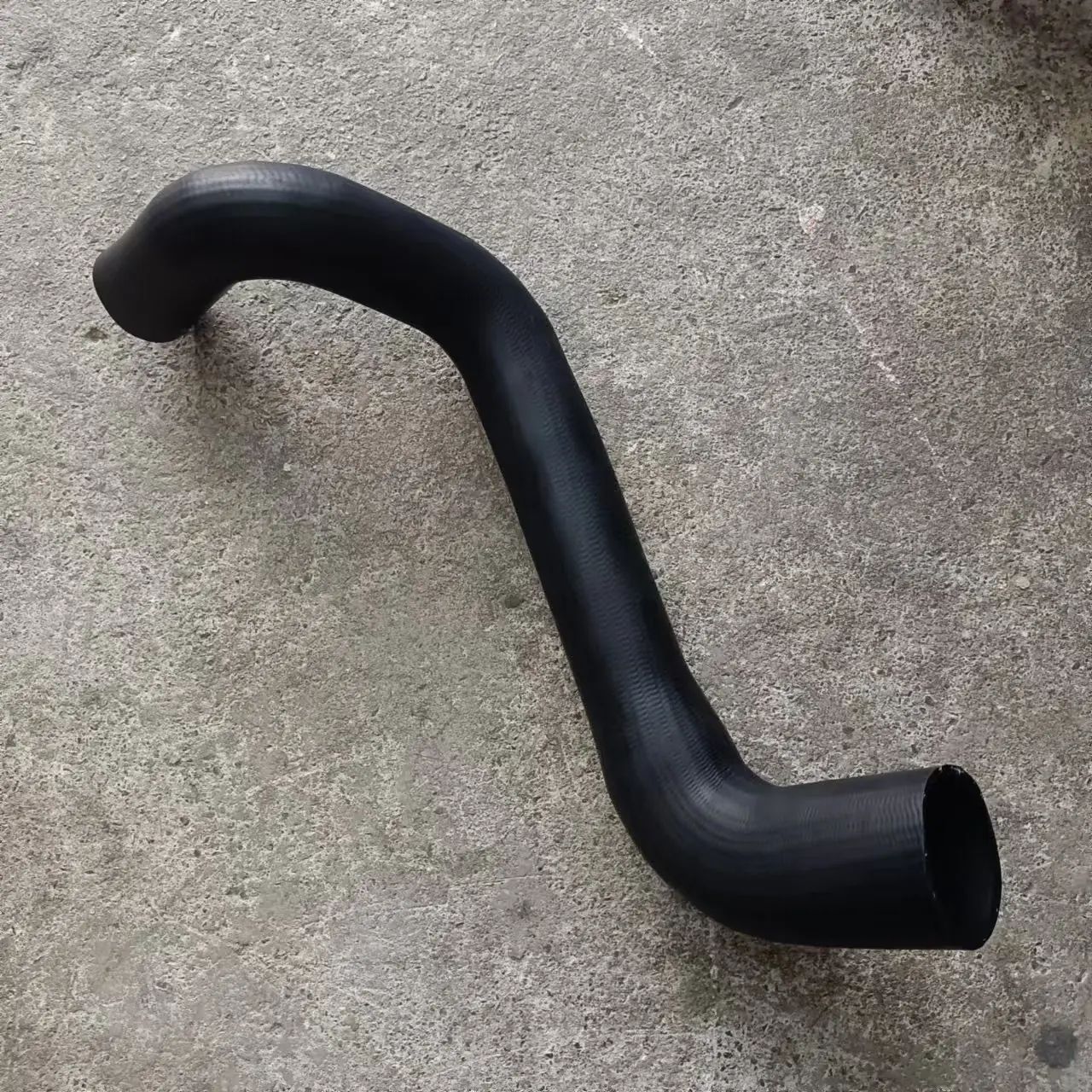 Intercooler Hose Upper Water Pipe DZ9112538062