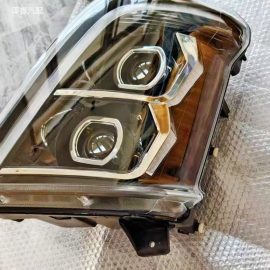 CHENGLONG H7 Heavy Truck Headlight Assembly