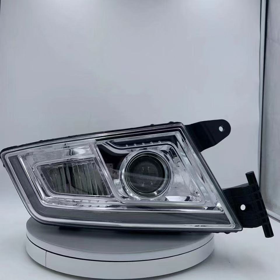 SINOTRUK SITRAK C7H Headlight Assembly - Image 3