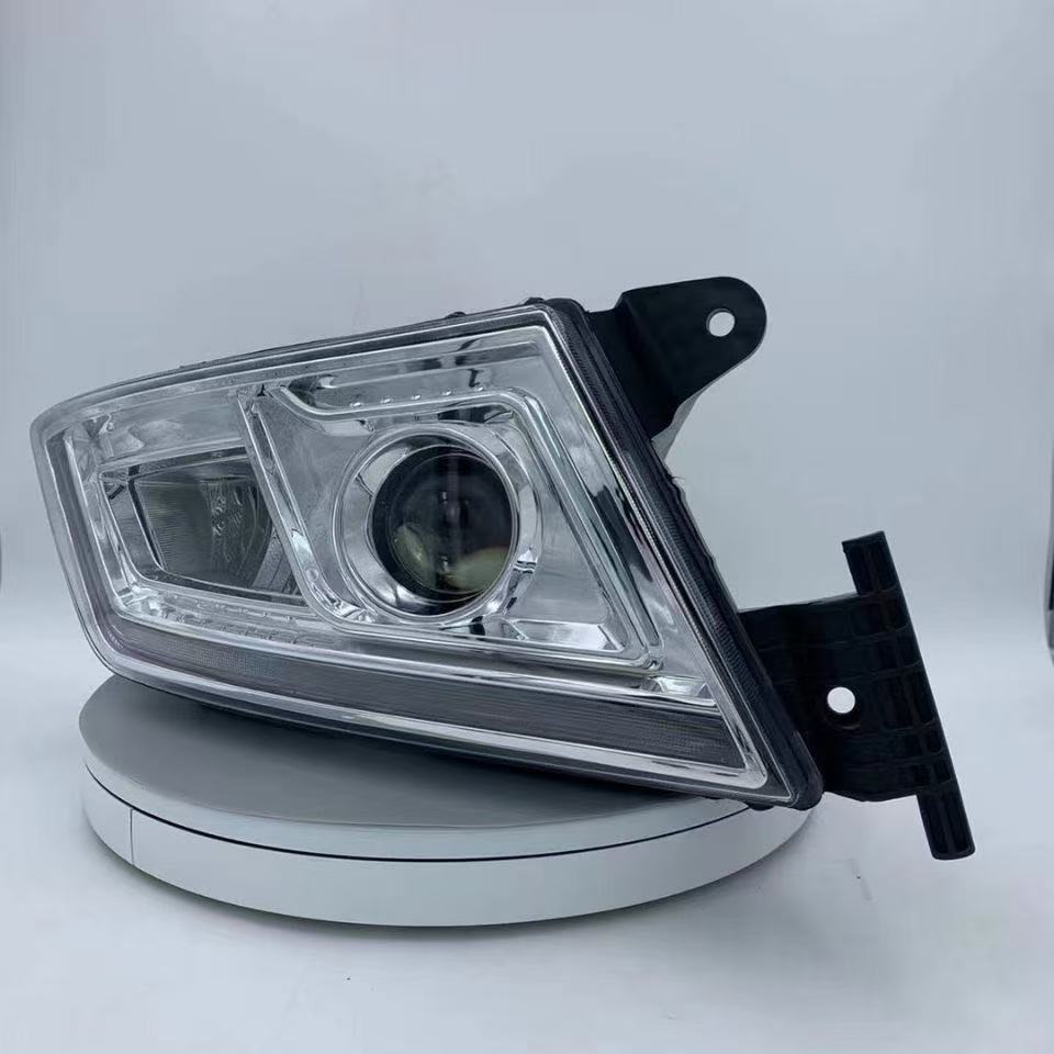 SINOTRUK SITRAK C7H Headlight Assembly - Image 2